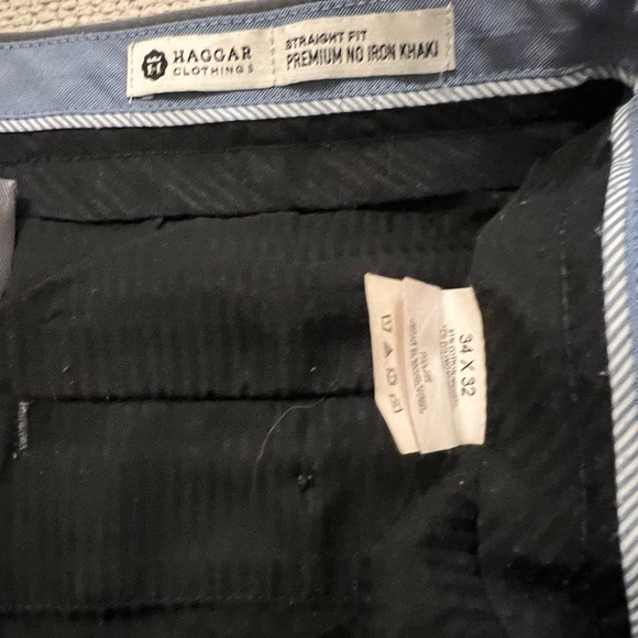 Haggar Men’s straight fit pants, 34 x 32, grey - Picture 2 of 5